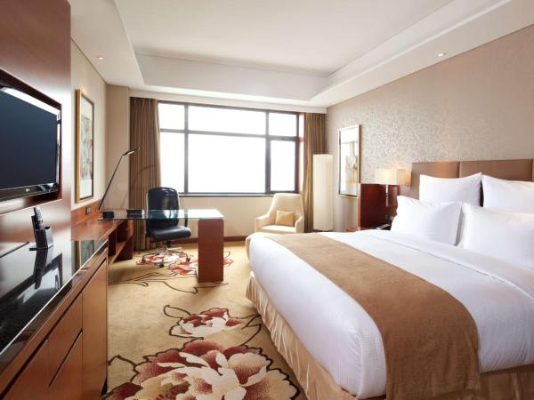 DoubleTree by Hilton Shenyang : photo 1 de la chambre chambre lit king-size