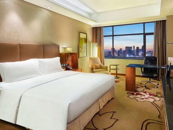 DoubleTree by Hilton Shenyang : photo 6 de la chambre chambre lit king-size