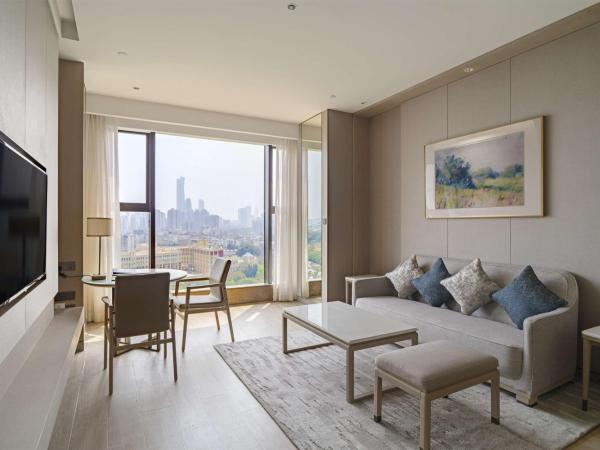 DoubleTree By Hilton Shenzhen Nanshan Hotel & Residences : photo 7 de la chambre appartement 1 chambre deluxe