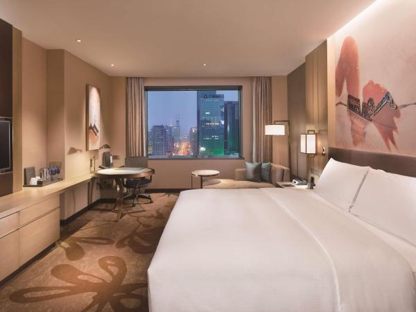 Hilton Shenyang : photo 2 de la chambre chambre lit king-size