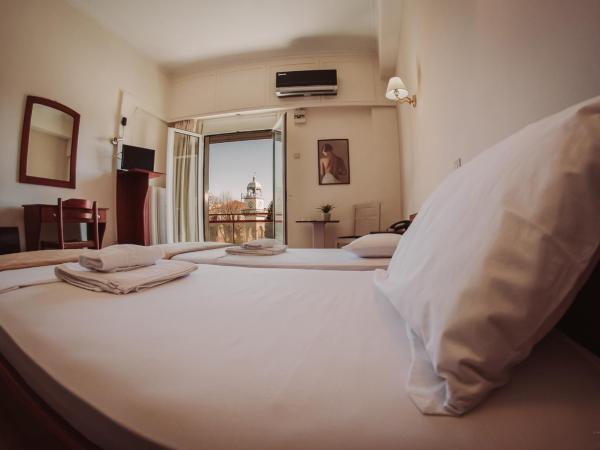 Hotel King Pyrros : photo 1 de la chambre chambre double ou lits jumeaux