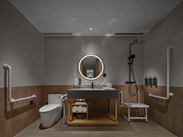 Hilton Garden Inn Tianjin Huayuan : photo 3 de la chambre chambre lit king-size - accessible aux personnes à mobilité réduite 