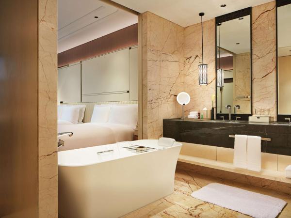 Conrad Tianjin : photo 8 de la chambre chambre deluxe avec 2 lits queen-size