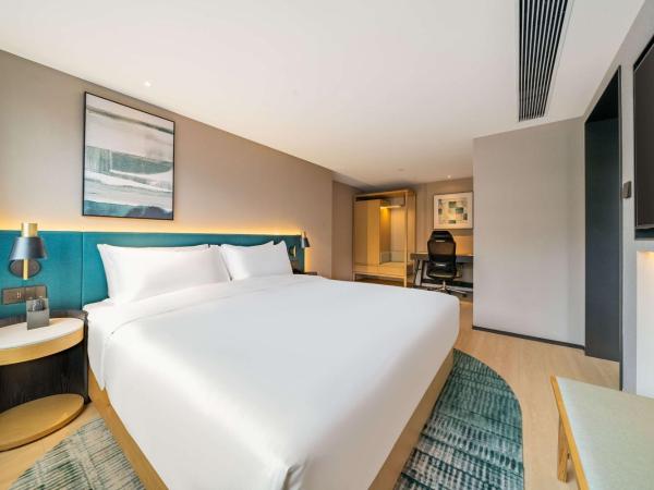Hilton Garden Inn Chengdu Kuanzhai Alley : photo 3 de la chambre suite 1 chambre lit king-size