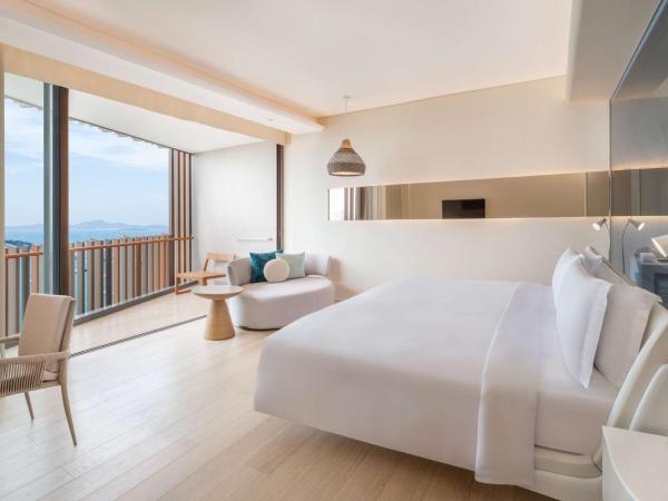 Hilton Pattaya : photo 4 de la chambre chambre exécutive lit king-size - vue sur océan