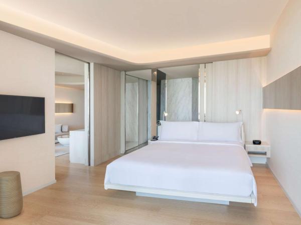 Hilton Pattaya : photo 5 de la chambre suite lit king-size premium océan