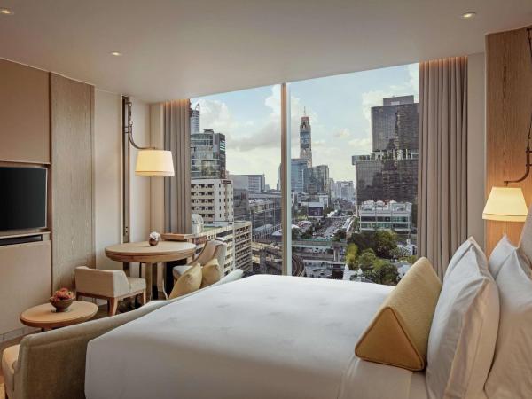 Waldorf Astoria Bangkok : photo 5 de la chambre chambre lit king-size deluxe - vue sur ville