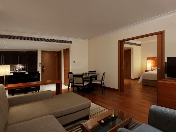 Hilton Bangalore Embassy GolfLinks : photo 6 de la chambre two-bedroom deluxe suite with club lounge