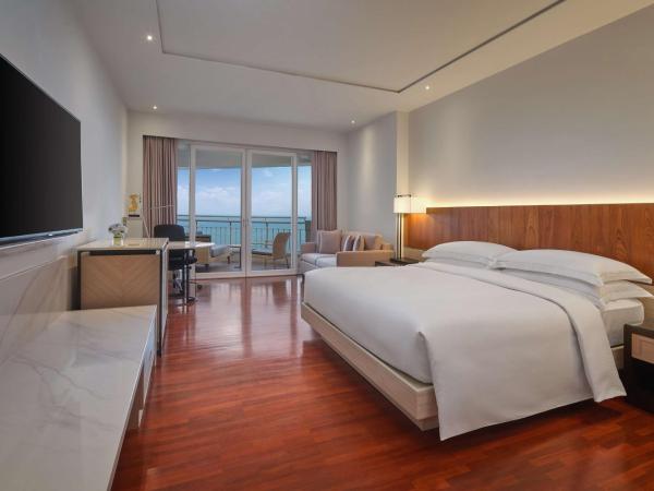 Hilton Hua Hin Resort & Spa : photo 1 de la chambre chambre lit king-size premium plus - vue sur océan