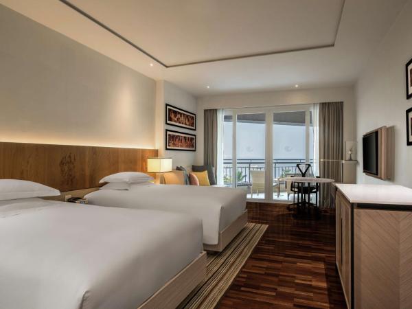 Hilton Hua Hin Resort & Spa : photo 1 de la chambre chambre lits jumeaux premium avec vue sur l'océan