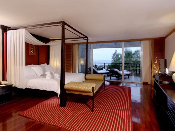 Hilton Hua Hin Resort & Spa : photo 1 de la chambre suite ayuthaya avec accès au salon club