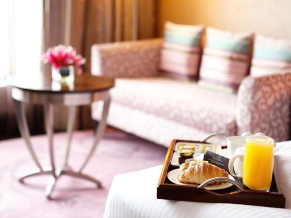 Hilton Jaipur : photo 8 de la chambre suite 1 chambre avec vue sur montagne