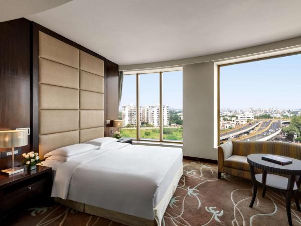 Hilton Jaipur : photo 7 de la chambre suite 1 chambre avec vue sur montagne