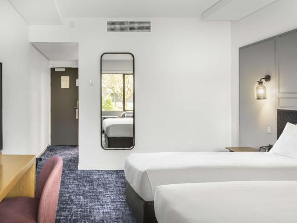 Chateau On The Park - Christchurch, A Doubletree By Hilton : photo 1 de la chambre chambre lits jumeaux