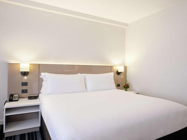 DoubleTree by Hilton Esplanade Darwin : photo 4 de la chambre chambre lit king-size