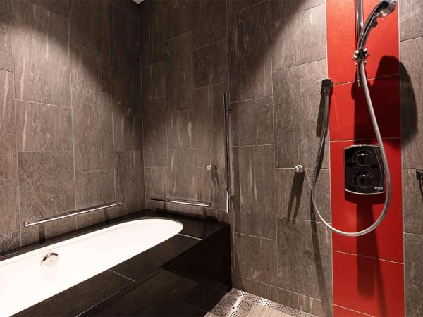 Conrad Osaka : photo 2 de la chambre chambre lit king-size - accessible aux personnes à mobilité réduite 