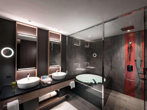 Conrad Osaka : photo 3 de la chambre chambre lit king-size deluxe