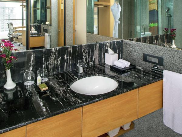 DoubleTree by Hilton Ahmedabad : photo 1 de la chambre chambre lit king-size deluxe