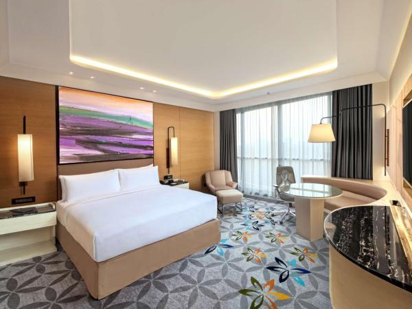 DoubleTree by Hilton Ahmedabad : photo 4 de la chambre chambre lit king-size deluxe