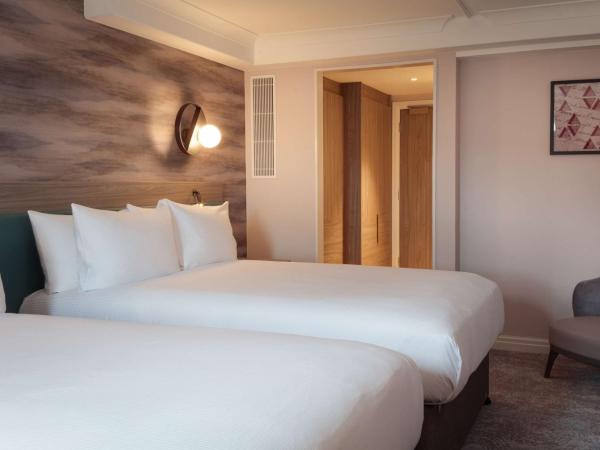 DoubleTree by Hilton Bath : photo 6 de la chambre chambre lits jumeaux supérieure avec canapé-lit