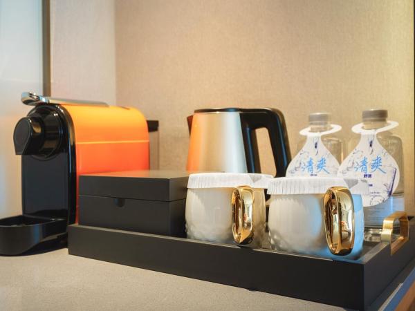 Hilton Garden Inn Chengdu Kuanzhai Alley : photo 2 de la chambre chambre double supérieure avec deux lits doubles