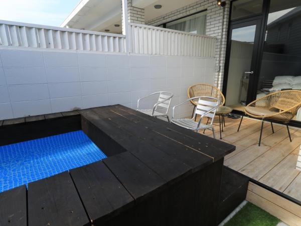 Osaka Hokko Marina HULL : photo 5 de la chambre chambre lits jumeaux standard avec vue sur jardin