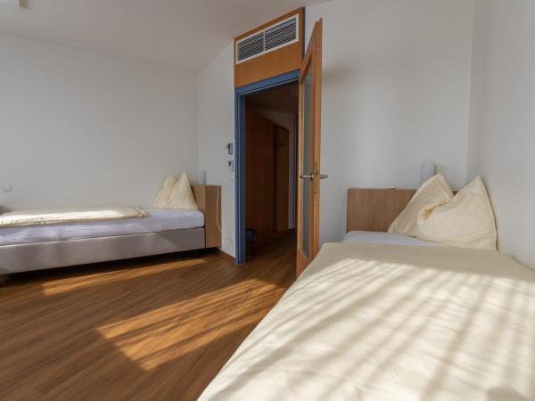 Hotel Sommerhaus Linz : photo 1 de la chambre chambre lits jumeaux