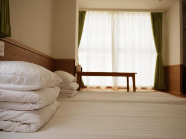 花築浅草和心ホテル : photo 9 de la chambre chambre de style japonais