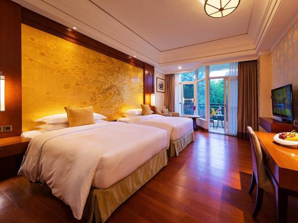 Good View Hotel Tangxia - 15 mins drive from Dongguan South Railway Station : photo 2 de la chambre chambre lits jumeaux supérieure - vue sur jardin