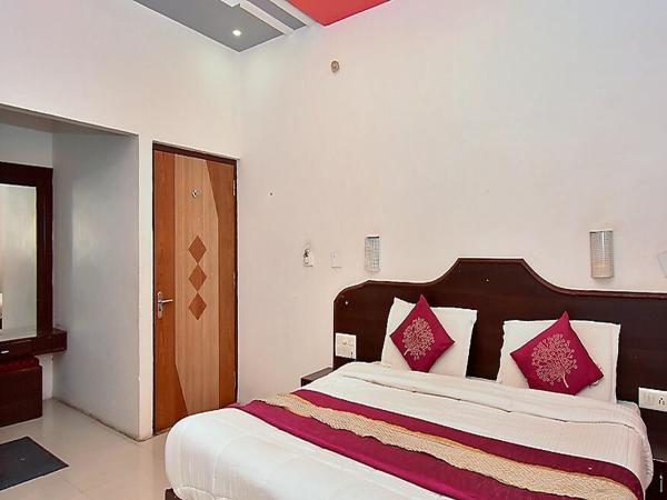 Hotel Deep Palace : photo 2 de la chambre chambre double supérieure