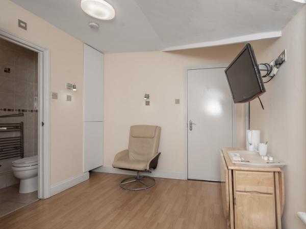 Flexistay Aparthotel Tooting : photo 10 de la chambre chambre double avec salle de bains privative