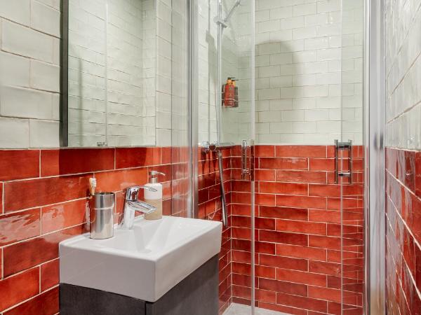 Edgar Suites Saint-Lazare - Amsterdam : photo 9 de la chambre appartement 3 chambres
