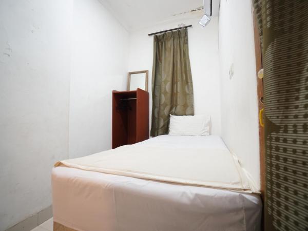 Griya Sawamah Syariah Mitra RedDoorz : photo 9 de la chambre chambre simple