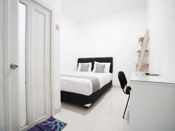 Griya Sawamah Syariah Mitra RedDoorz : photo 6 de la chambre chambre double standard