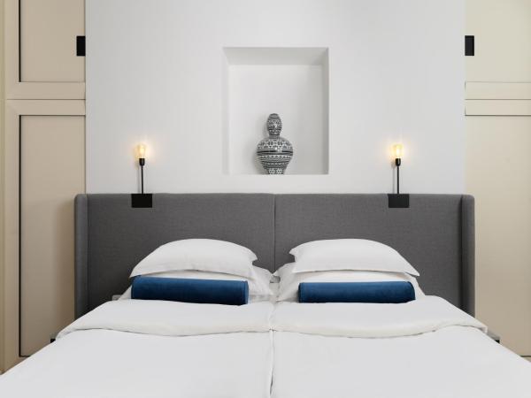 Maison Bistro & Hotel : photo 3 de la chambre chambre double deluxe dans petite maison