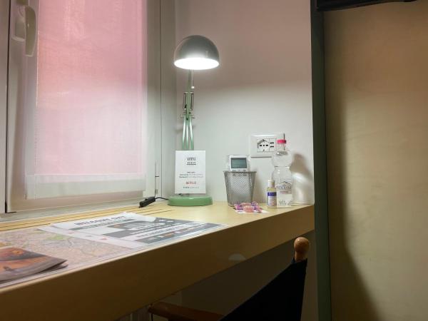 Torino48 Guesthouse : photo 4 de la chambre chambre lit queen-size 