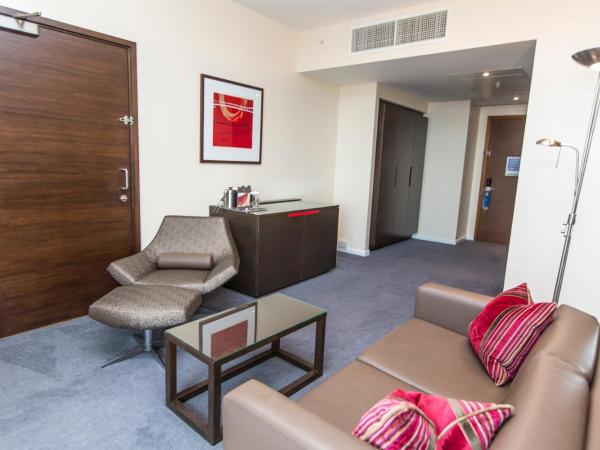 Hilton London Canary Wharf : photo 3 de la chambre suite junior