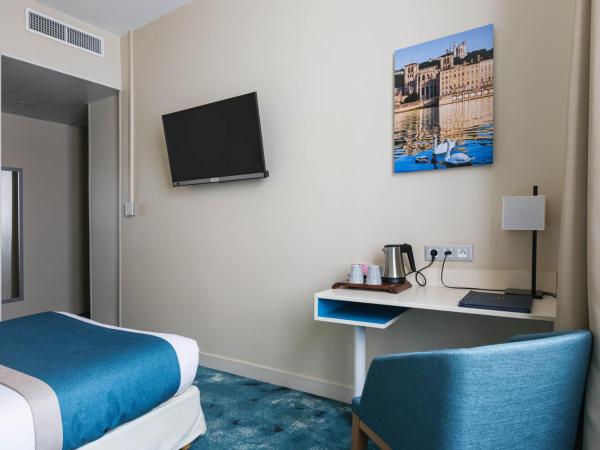 Hotel Des Remparts Perrache : photo 2 de la chambre chambre double confort