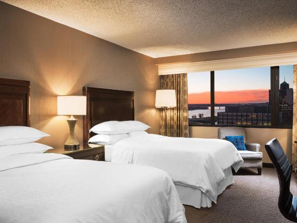 Sheraton Memphis Downtown Hotel : photo 3 de la chambre chambre double traditionnelle avec 2 lits doubles