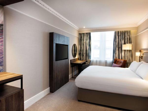 Hilton Edinburgh Carlton : photo 1 de la chambre chambre lit king-size