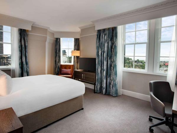 Hilton Edinburgh Carlton : photo 5 de la chambre chambre lit king-size