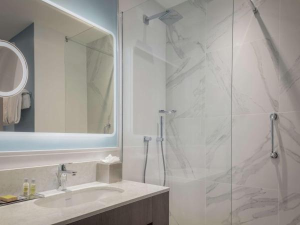 DoubleTree by Hilton London Angel Kings Cross : photo 8 de la chambre chambre lit queen-size