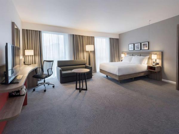 Hilton Garden Inn Manchester Emirates Old Trafford : photo 7 de la chambre chambre lit king-size - accessible aux personnes à mobilité réduite