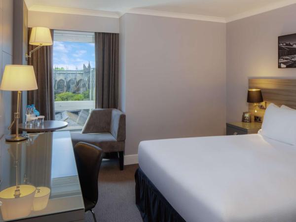DoubleTree by Hilton Bristol City Centre : photo 2 de la chambre chambre lit king-size supérieure avec vue