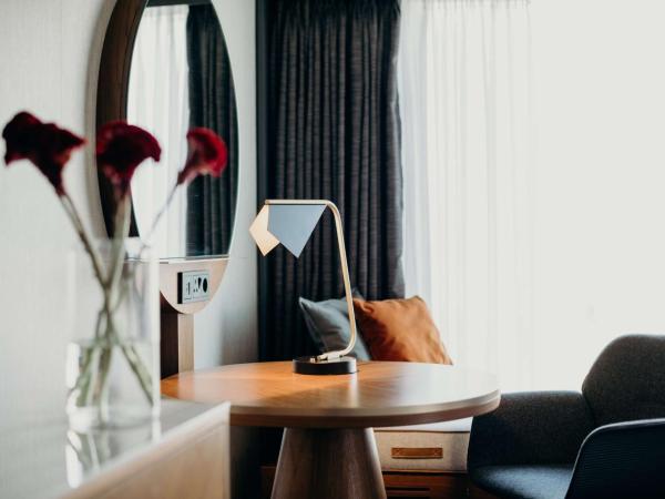 Hilton Frankfurt City Centre : photo 9 de la chambre chambre lit king-size exécutive