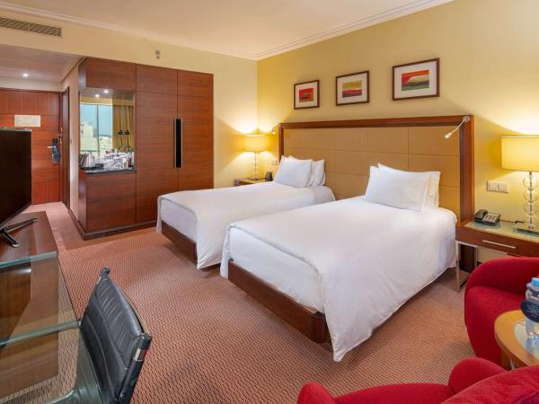 Hilton Warsaw City Hotel : photo 2 de la chambre chambre lits jumeaux