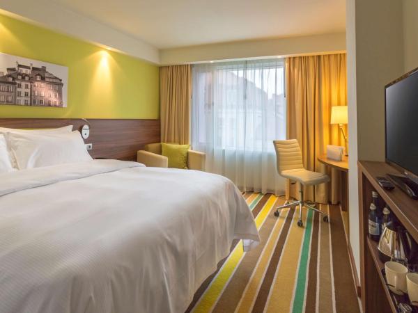 Hampton by Hilton Warsaw City Centre : photo 2 de la chambre chambre lit queen-size