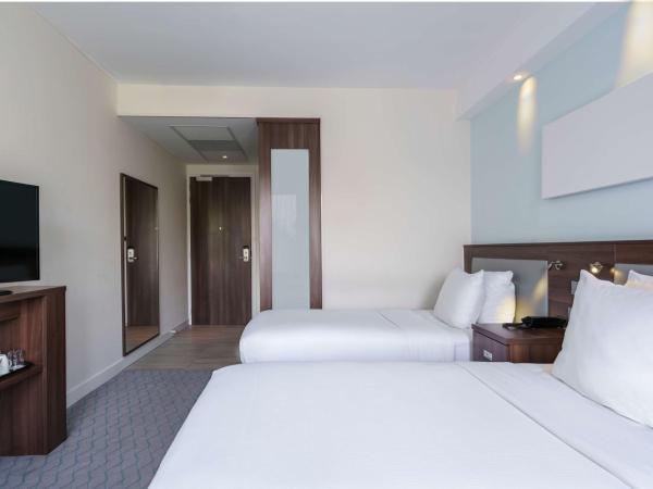 Hampton by Hilton Amsterdam Centre East : photo 3 de la chambre chambre lits jumeaux
