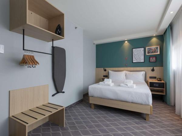 Hampton By Hilton Utrecht Centraal Station : photo 4 de la chambre chambre lit queen-size - pour personnes à mobilité réduite