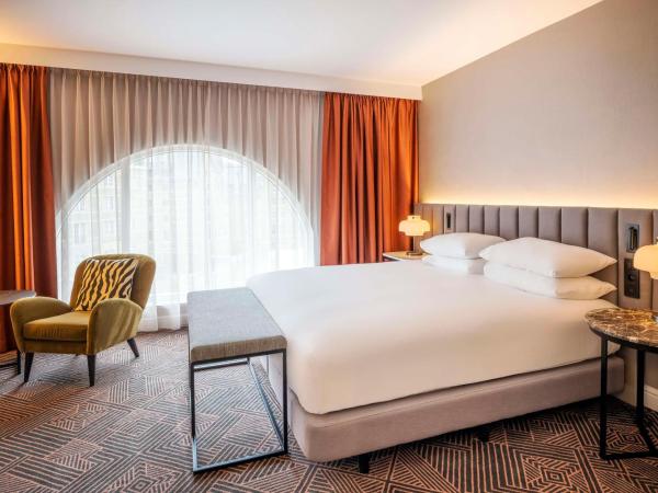 Hilton Brussels Grand Place : photo 2 de la chambre chambre lit king-size
